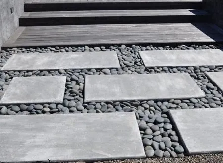 Reliable lawn care service in Miami, FL by Simplex- Design & Build