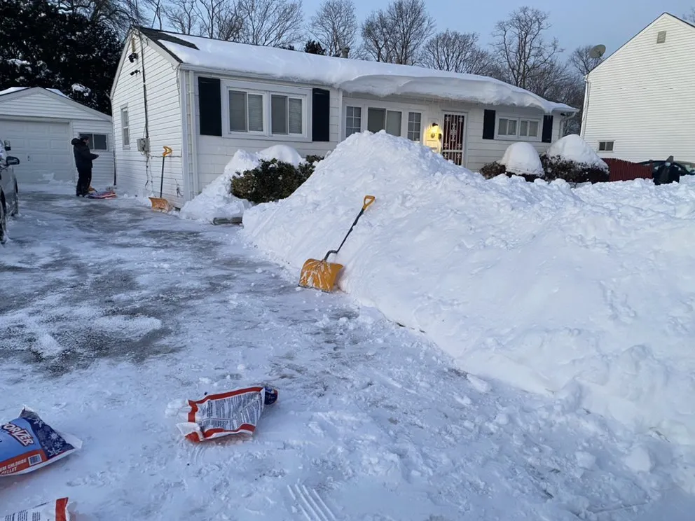 Trusted lawn mowing service in New York, NY - Simply Chores