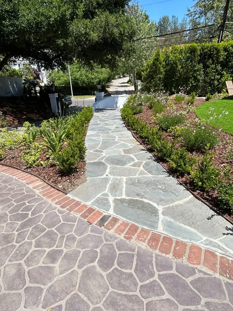 Affordable yard maintenance for homes in Chatsworth, CA by Simply Green