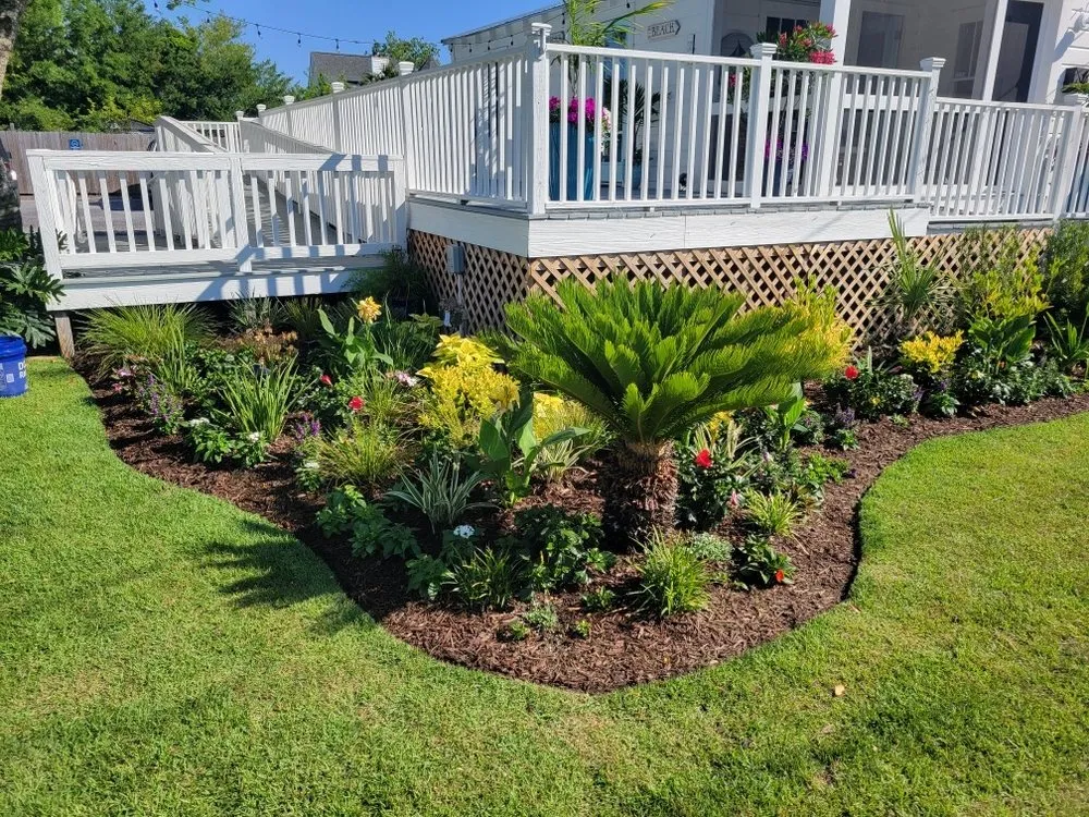 Professional outdoor landscaping in Mount Pleasant, SC - Simply Green Landscaping