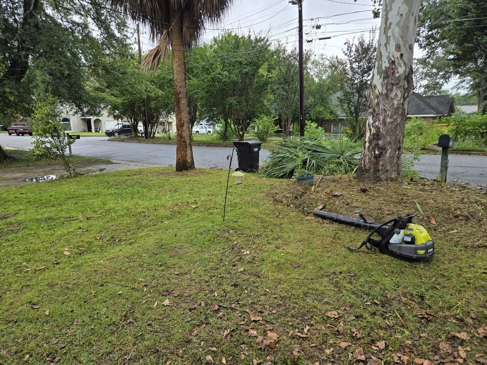 Reliable garden landscaping experts serving Columbus, GA - Simply Green Lawn Care