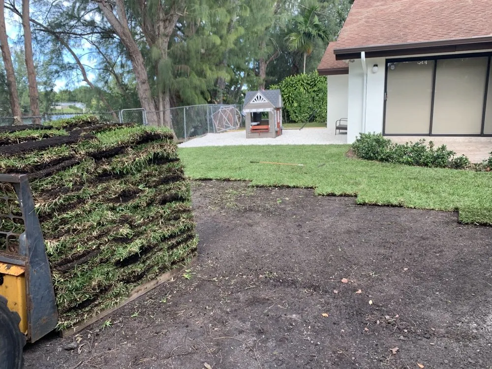 Local residential landscaping with custom design in Miami, FL by Simply Landscapes