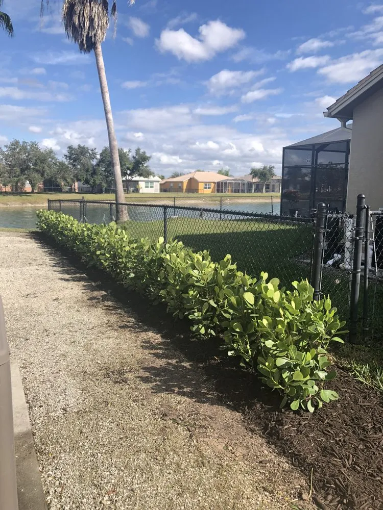 Expert lawn mowing service in Fort Myers, FL - Simply Lawn Maintenance