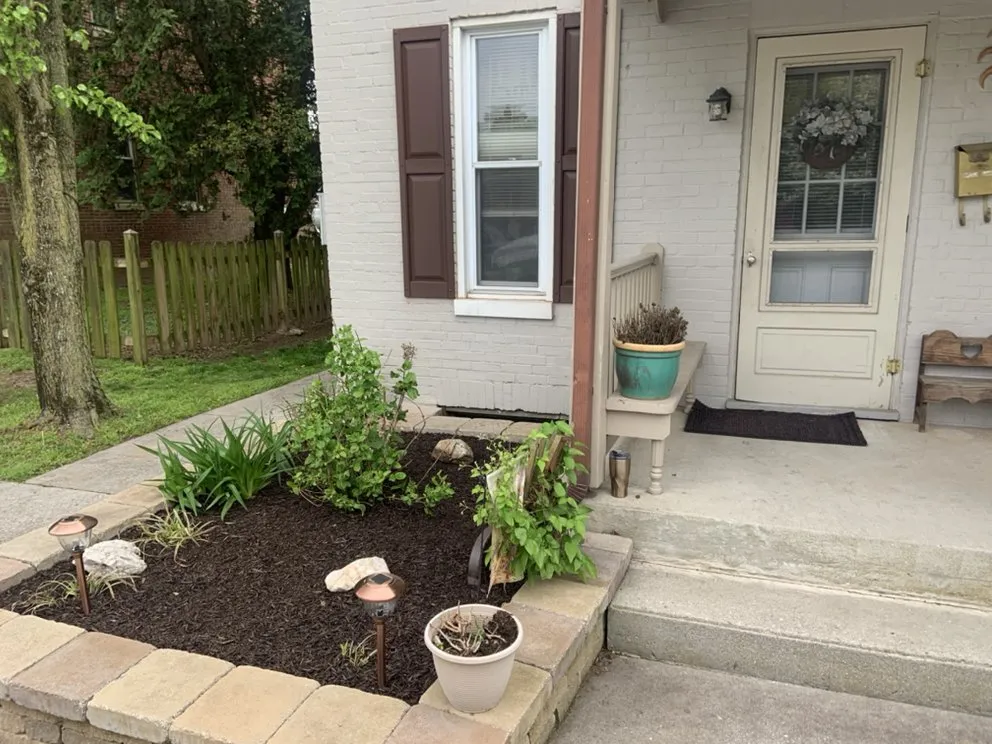 Expert yard cleanup service for homes in York Springs, PA by Simply Natural Lawn & Landscaping
