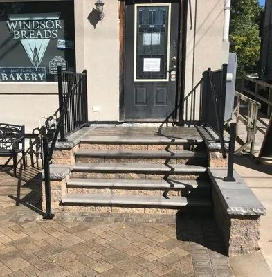 Simply Snow & Lawn Logo