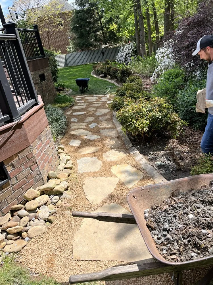 Affordable garden landscaping in Simpsonville, SC by Simpsonville Landscaping