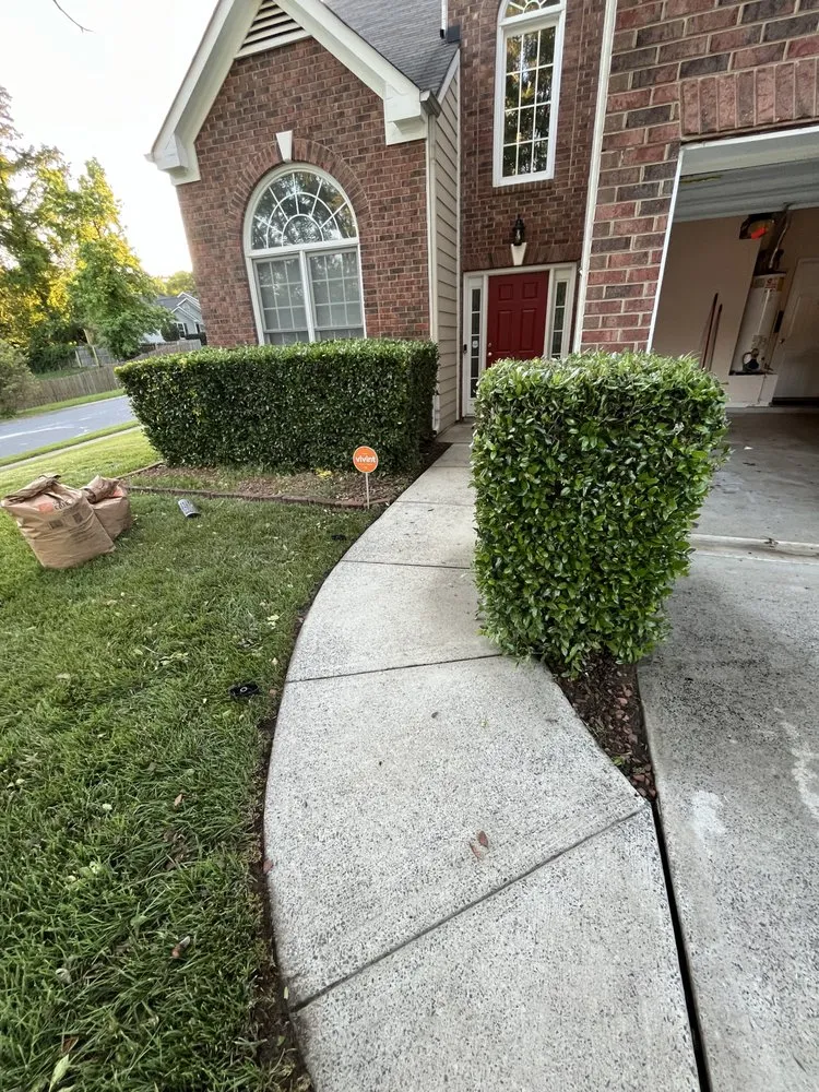 Custom landscape installation in Mint Hill, NC - SIMSA Services