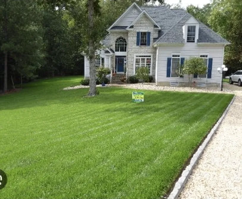 Affordable lawn mowing service for homes across Dallas, TX - Sincere Lawn Care