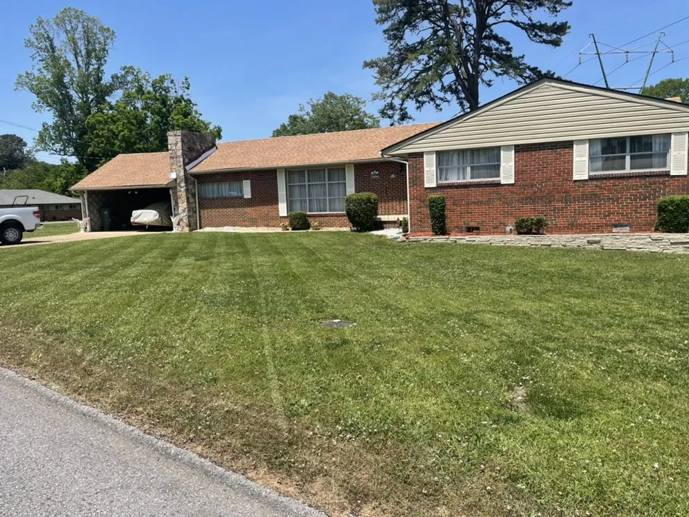 Local yard maintenance with custom design across Chattanooga, TN - Sincerely Your’s Lawncare