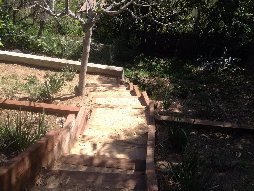 Reliable yard cleanup service in Pasadena, CA - Sinclair Landscaping Company