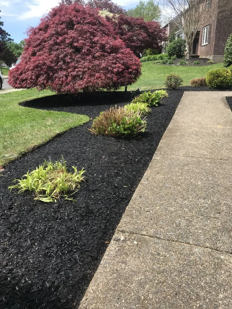 Expert residential landscaping near you in Holmes, PA by Sinex Landscaping