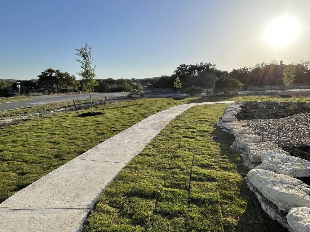 Local yard maintenance in Bulverde, TX by Singer Services