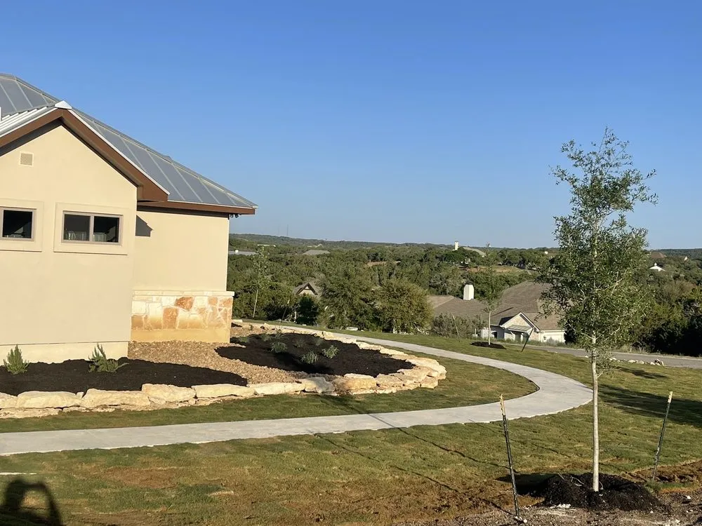 Trusted yard cleanup service in Bulverde, TX by Singer Services