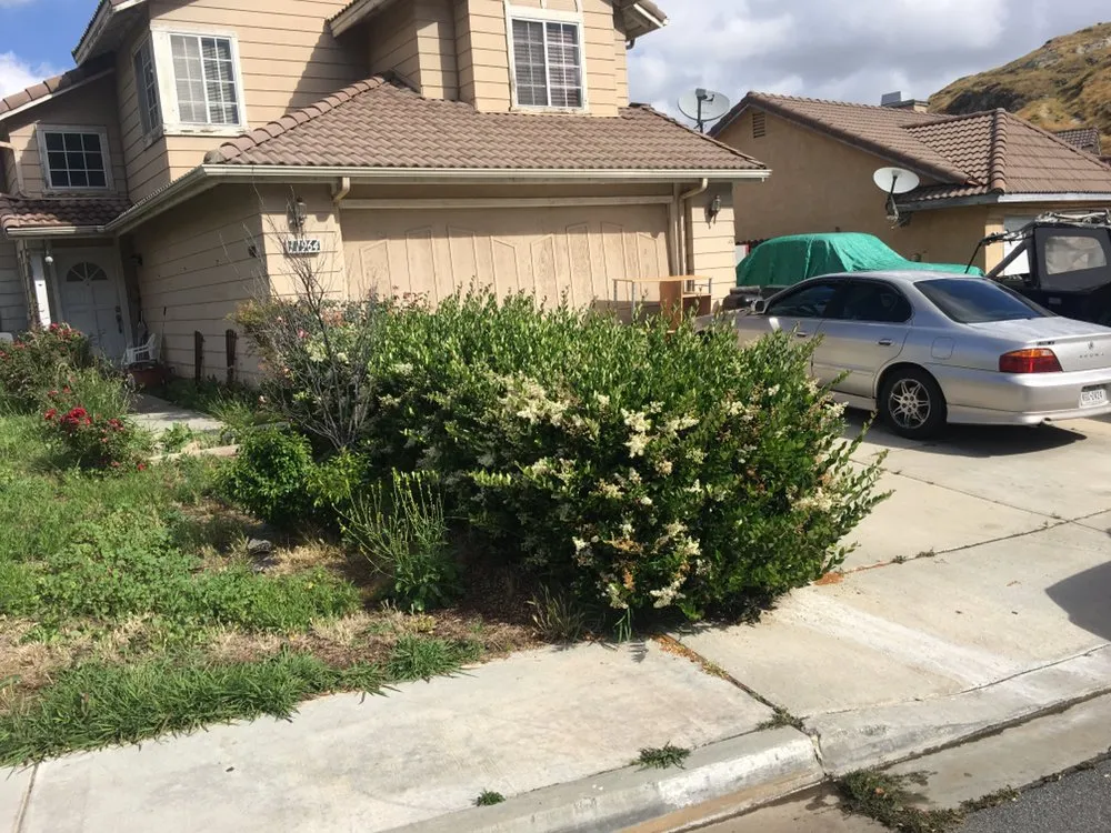 Top-rated garden landscaping in Corona, CA by Singh's landscaping inc