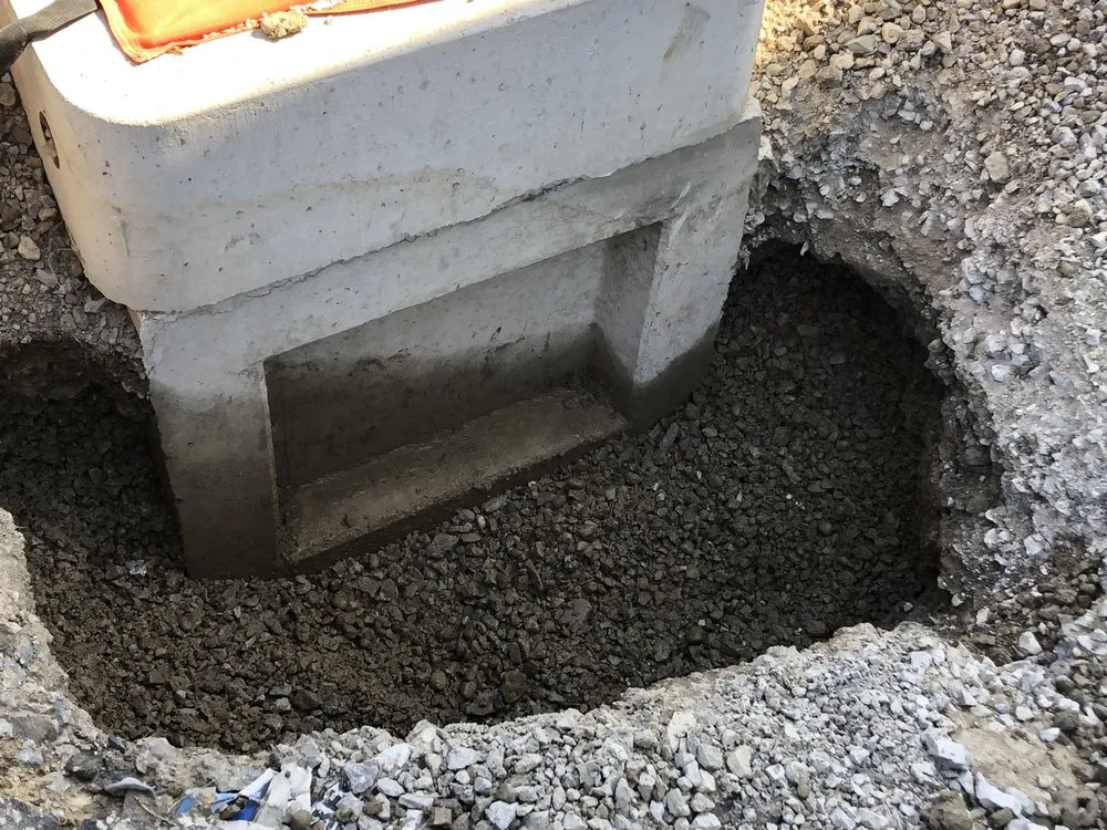 Reliable landscape design in Cincinnati, OH by Singler Seal Coat Landscape’s Remodeling & More