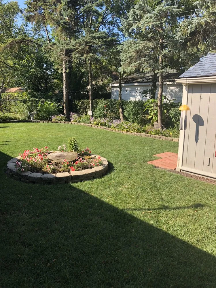 Top-rated lawn mowing service for beautiful yards across Chicago, IL - Singleton Landscaping and Tree
