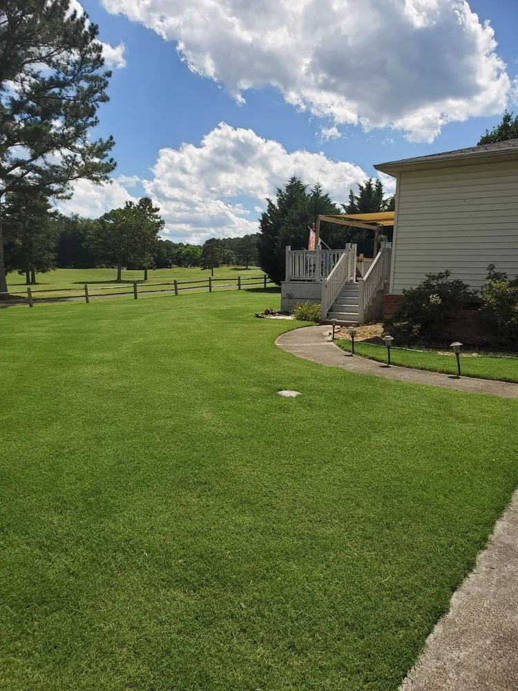 Trusted lawn mowing service in Dalton, GA - Singleton Lawn Care
