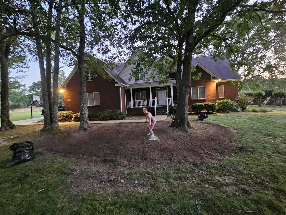 Custom landscaping services experts serving Indianapolis, IN - Sipe Heavenly Homes