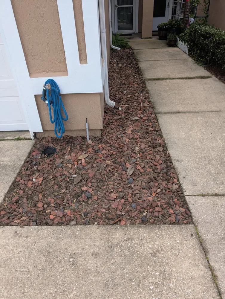 Expert lawn care service in St. Augustine, FL - Sir Weeds a Lot