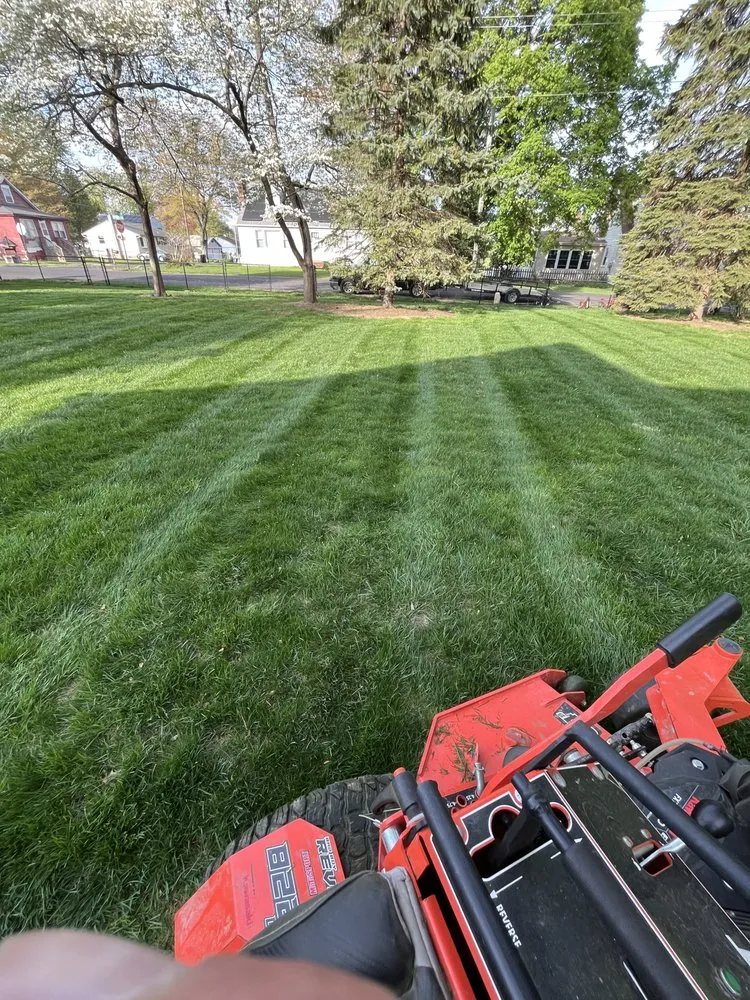 Affordable lawn care service in Andalusia, PA by Siracuse Property Services