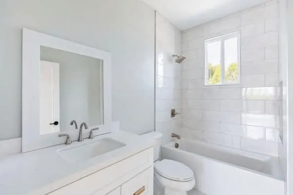 Top-rated landscape design experts serving Canoga Park, CA - Sire Energy Construction