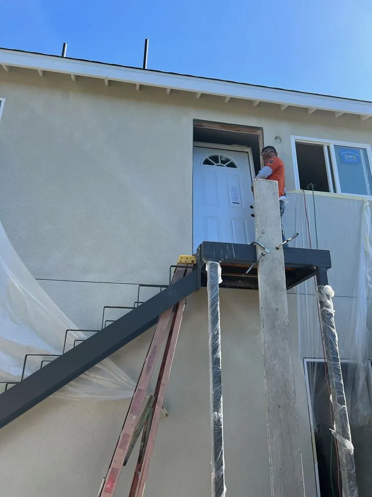 Reliable garden landscaping for residential properties in Canoga Park, CA by Sire Energy Construction