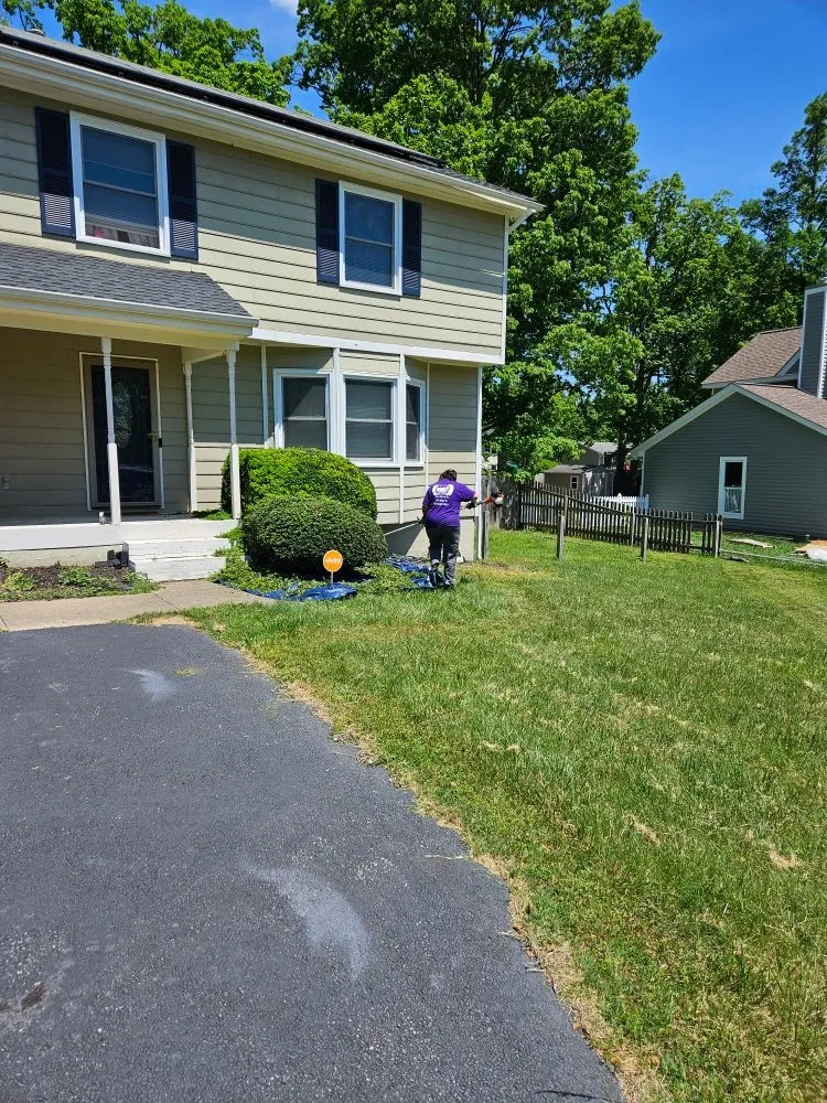 Reliable yard maintenance experts serving Fredericksburg, VA - Sisters With A Mower