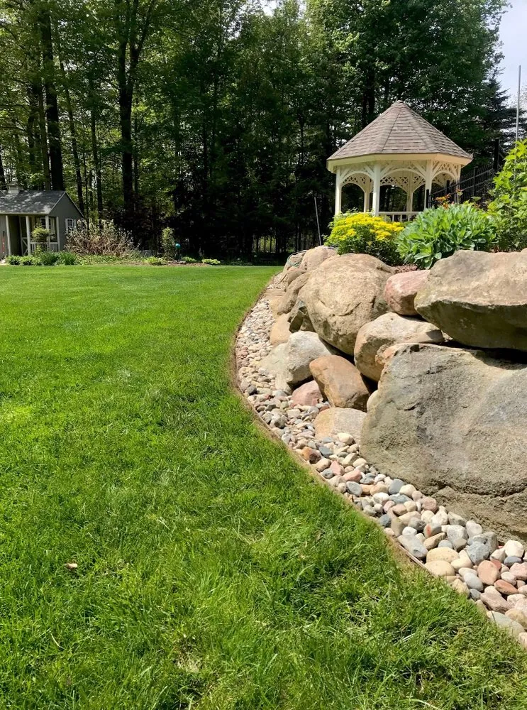 Expert garden landscaping in Mason, MI - Sisu Seasonal Services