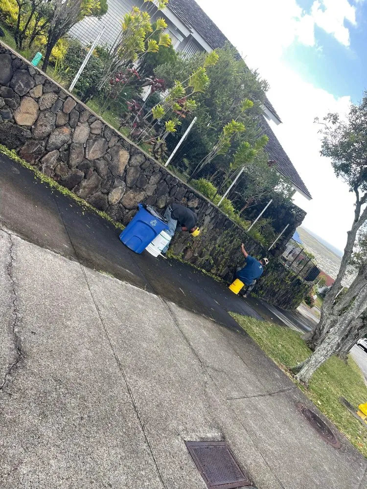 Professional garden landscaping experts serving Kaneohe, HI - Sitake Landscape & Masonry