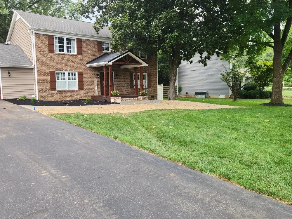 Custom lawn mowing service experts serving Alcoa, TN - Site Works of East Tennessee