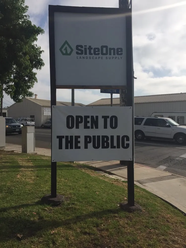 Professional lawn mowing service in Escondido, CA - SiteOne Landscape Supply