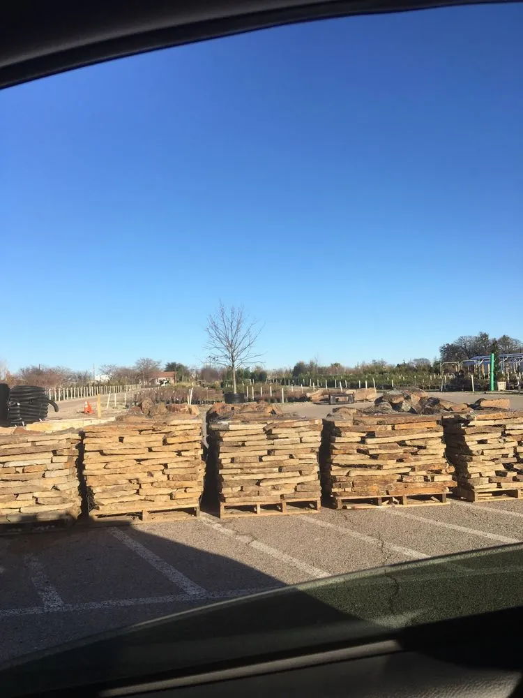 Top-rated landscape design in Lewisville, TX - SiteOne Landscape Supply