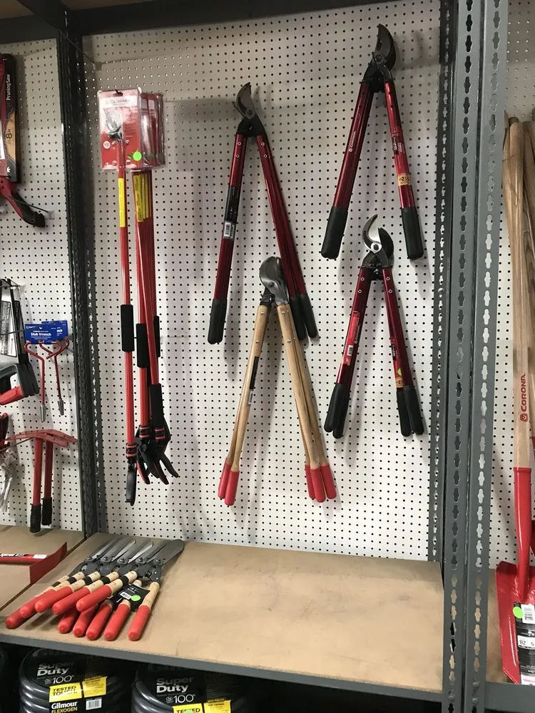 Custom outdoor landscaping in Ontario, CA - SiteOne Landscape Supply