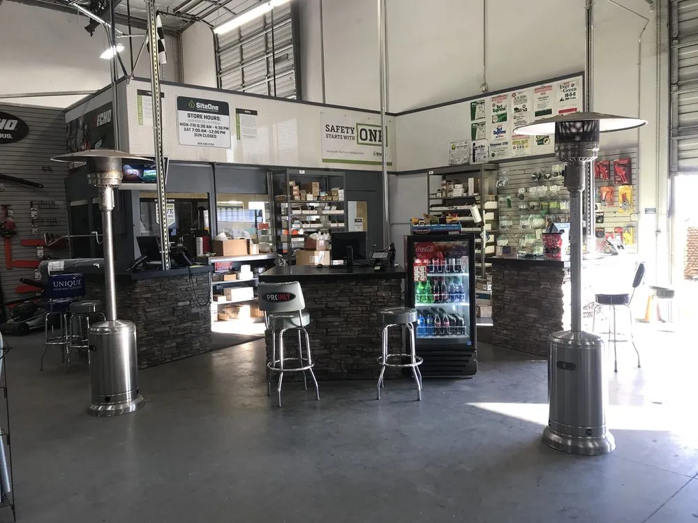 Custom yard cleanup service for outdoor upgrades across Ontario, CA - SiteOne Landscape Supply