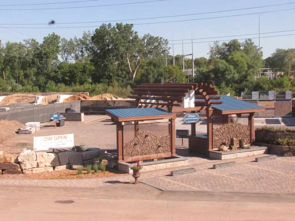 Reliable yard cleanup service in Plymouth, MN by SiteOne Landscape Supply