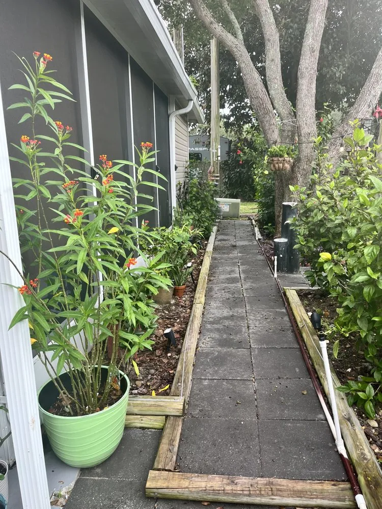 Custom garden landscaping experts serving Mount Plymouth, FL - Sitzer Immaculate Touch