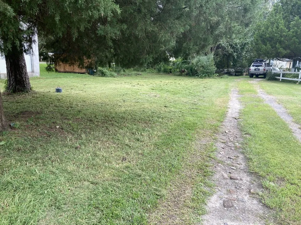 Trusted lawn mowing service experts serving North Charleston, SC - Sivies Family Garden