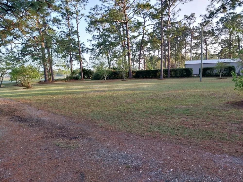 Professional garden landscaping experts serving Jesup, GA - Sizzorhand landscaping