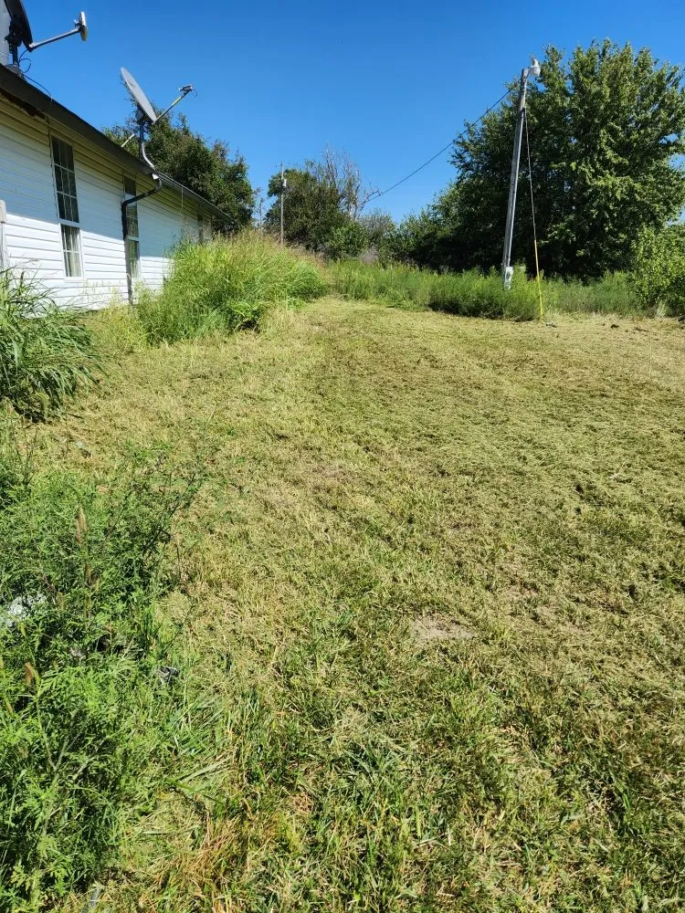 Trusted garden landscaping in Carl Junction, MO - S&J Lawn care