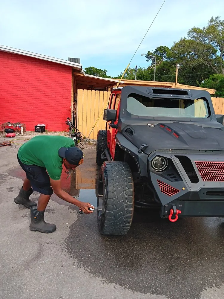 Affordable landscaping services in Fort Pierce, FL - SJ Pressure Washing & Landscaping