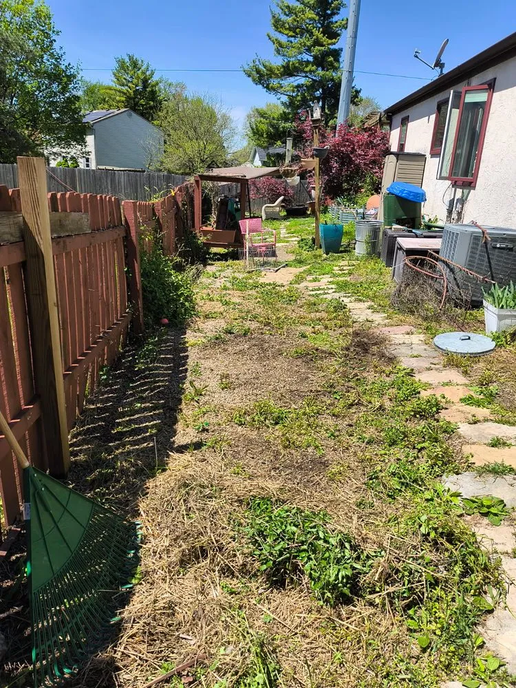 Local lawn care service for homes across Fort Wayne, IN - SJH Family Lawn care