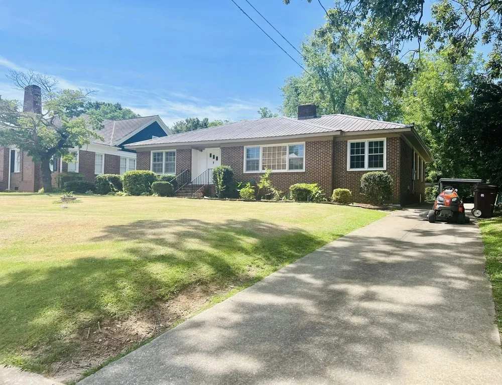 Local garden landscaping in La Fayette, AL - SJM Services