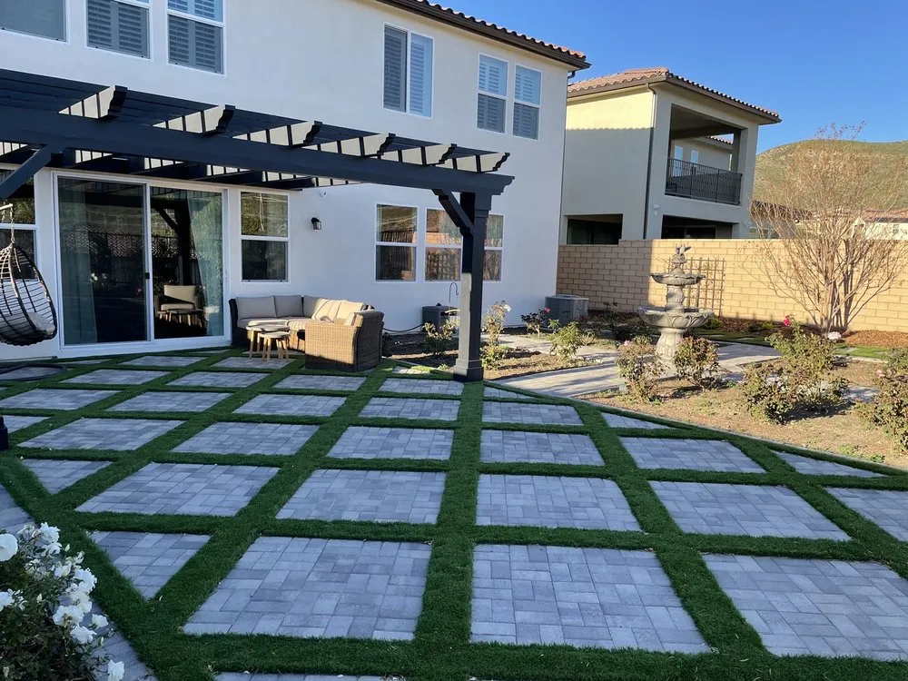 Top-rated lawn care service in Santa Clarita, CA - SJR Landscape