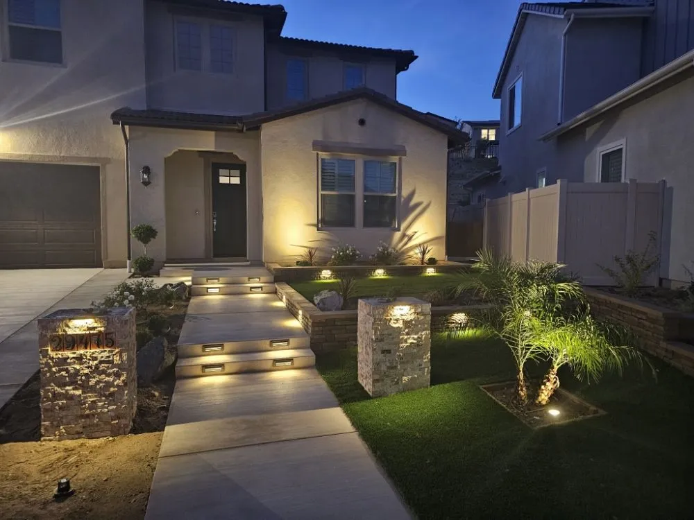 Professional yard maintenance in Canyon Country, CA - SJR Landscaping