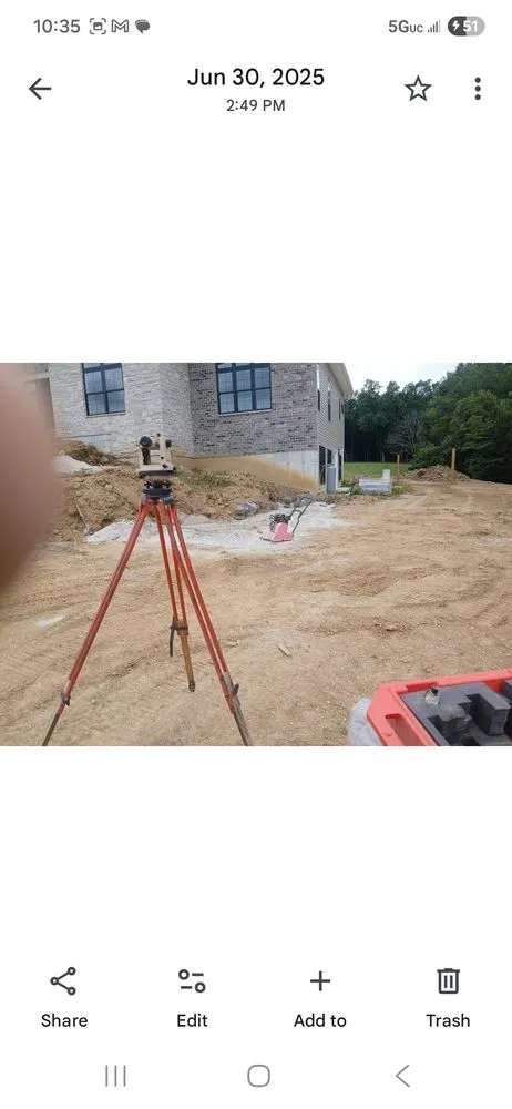 Local yard maintenance for beautiful yards in Wright City, MO by Sjs Basicscapes