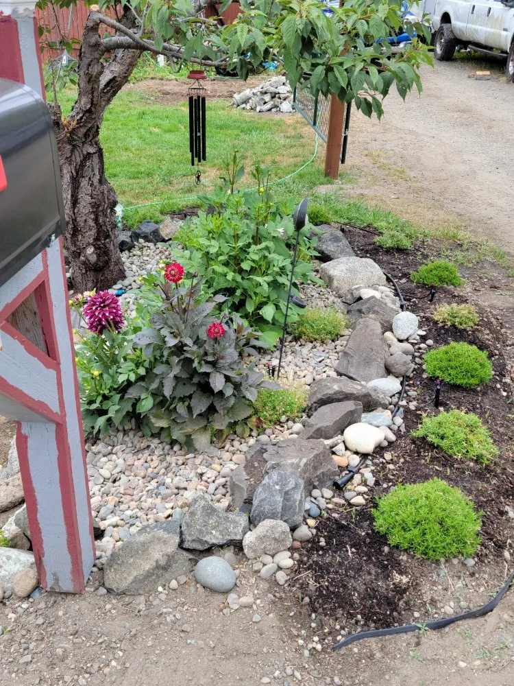 Custom outdoor landscaping in Port Orchard, WA - Sk Lawn And Fence