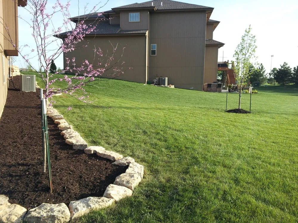 Custom outdoor landscaping experts serving Kansas City, MO - SK Lawn Care