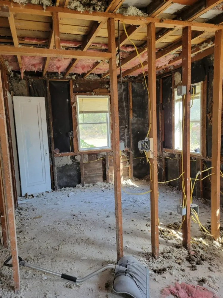 Expert yard cleanup service for beautiful yards across Sutherland, IA - S&K Remodeling
