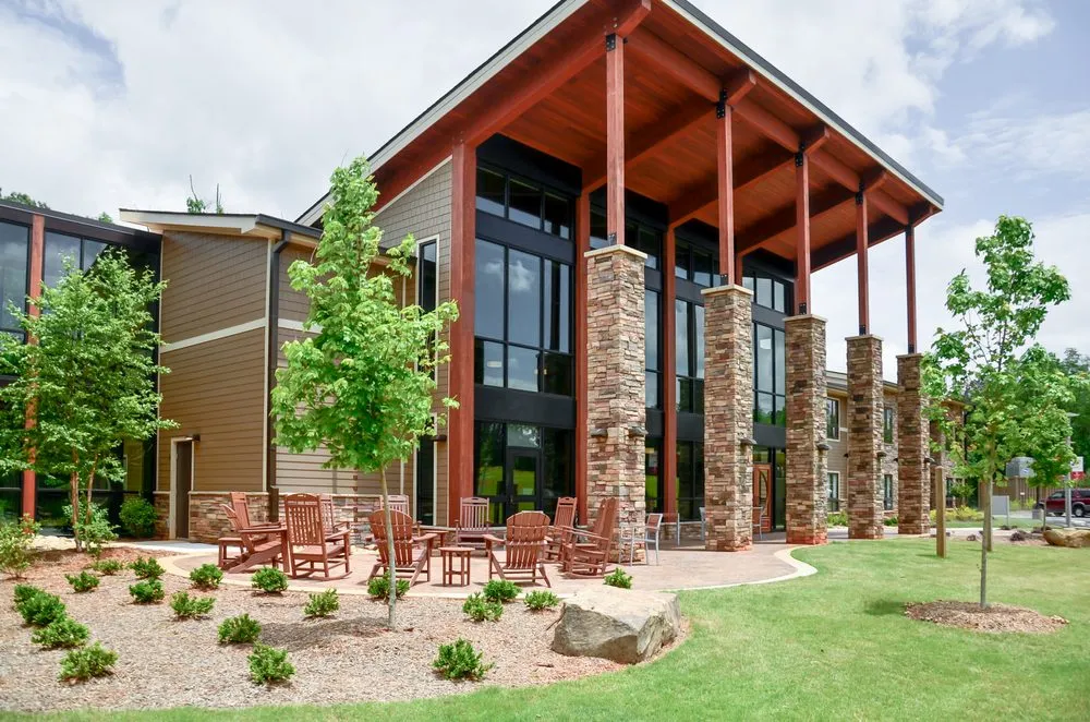 Trusted garden landscaping experts serving Lilburn, GA - SKB Industries