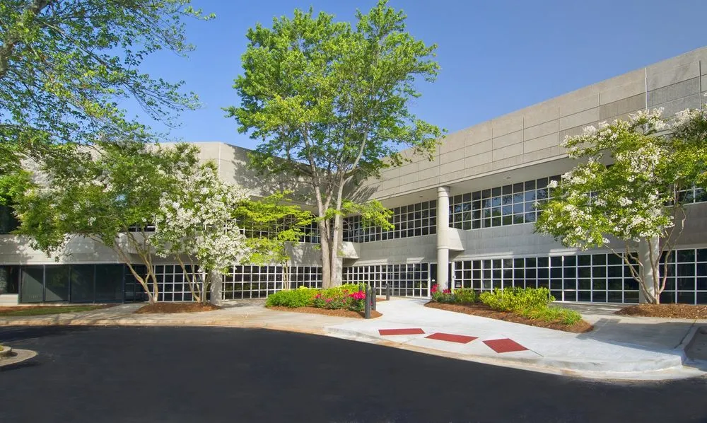 Local lawn care service experts serving Lilburn, GA - SKB Industries